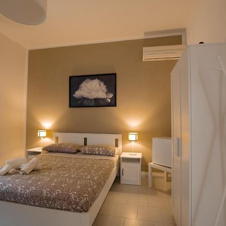 Living Salerno B&b Esterno foto