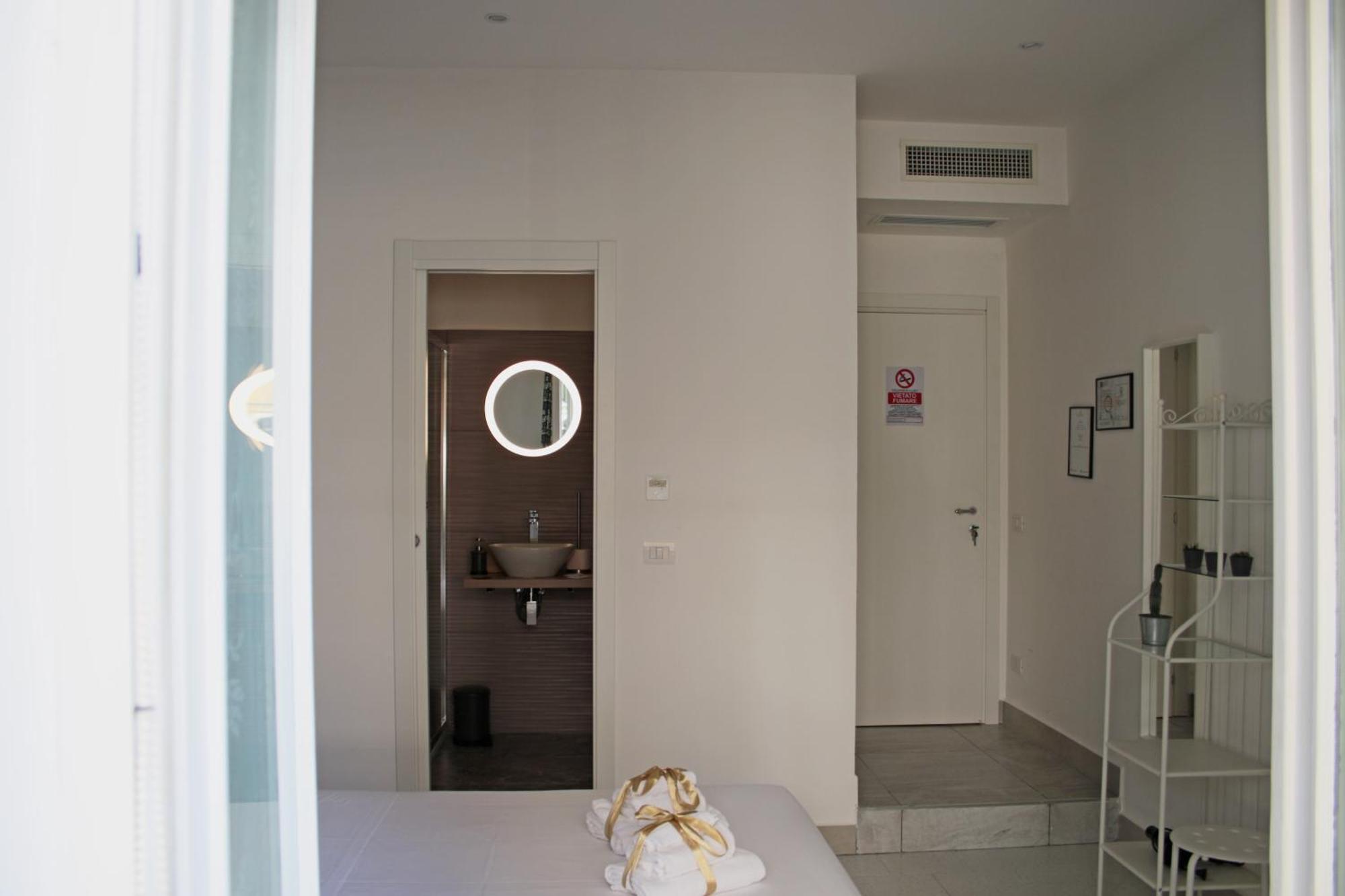 Living Salerno B&b Esterno foto